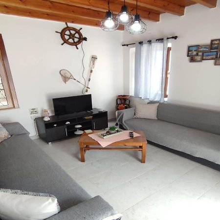 Symi Breeze Villa Екстериор снимка