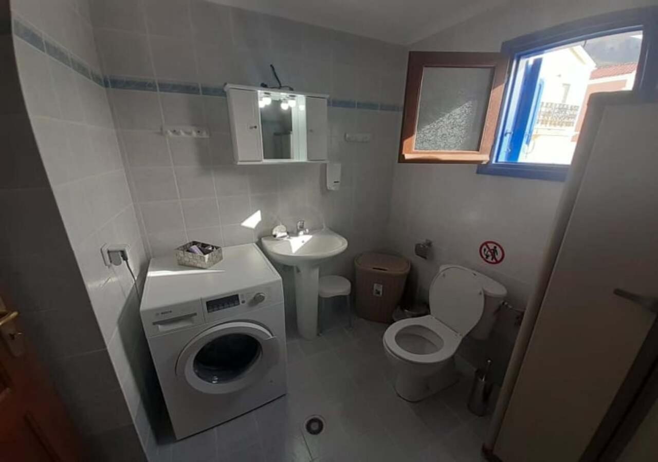 Symi Breeze Villa Екстериор снимка