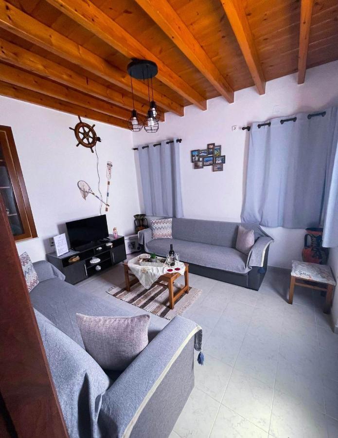 Symi Breeze Villa Екстериор снимка